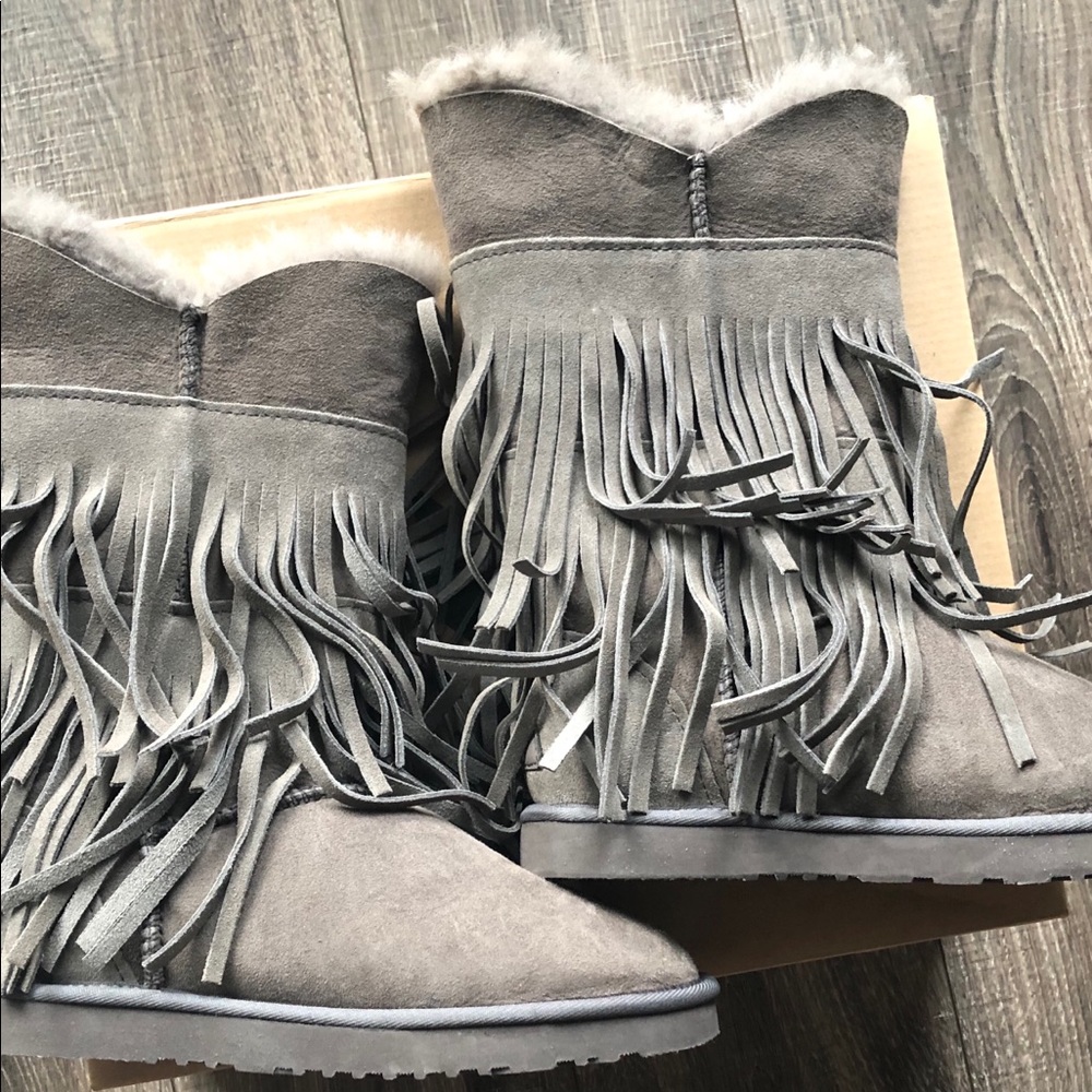 Koolaburra Fringe Haley 11 boots
